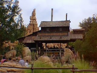 DL Big Thunder Mountain RR